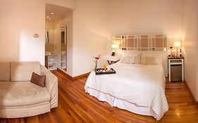 Vain Boutique Hotel